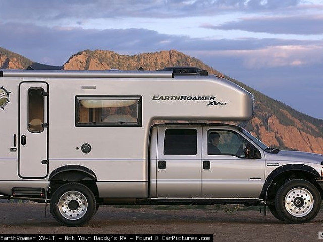 EarthRoamer XV-LT Ford F-550 фото