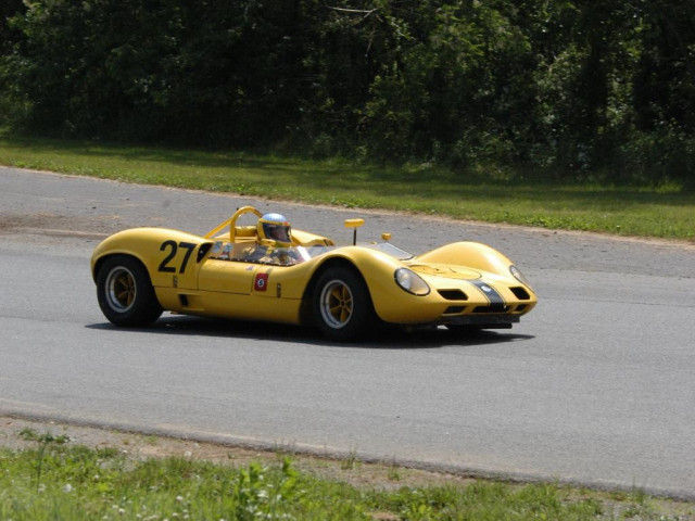 Elva MK8 фото