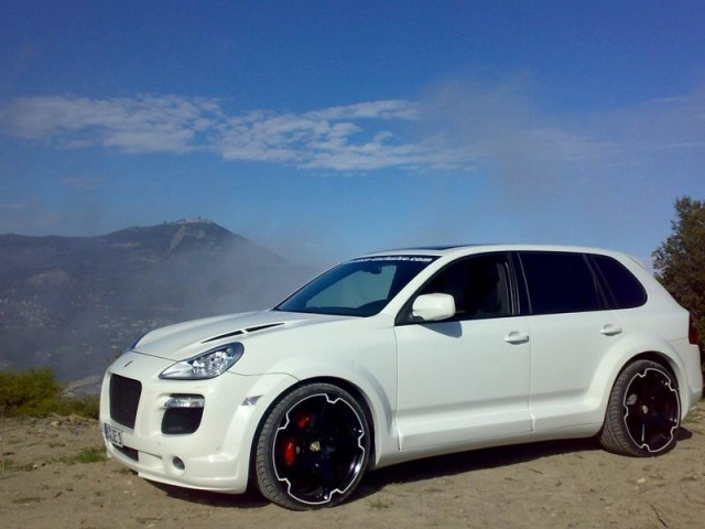 ENCO Exclusive Porsche Cayenne фото