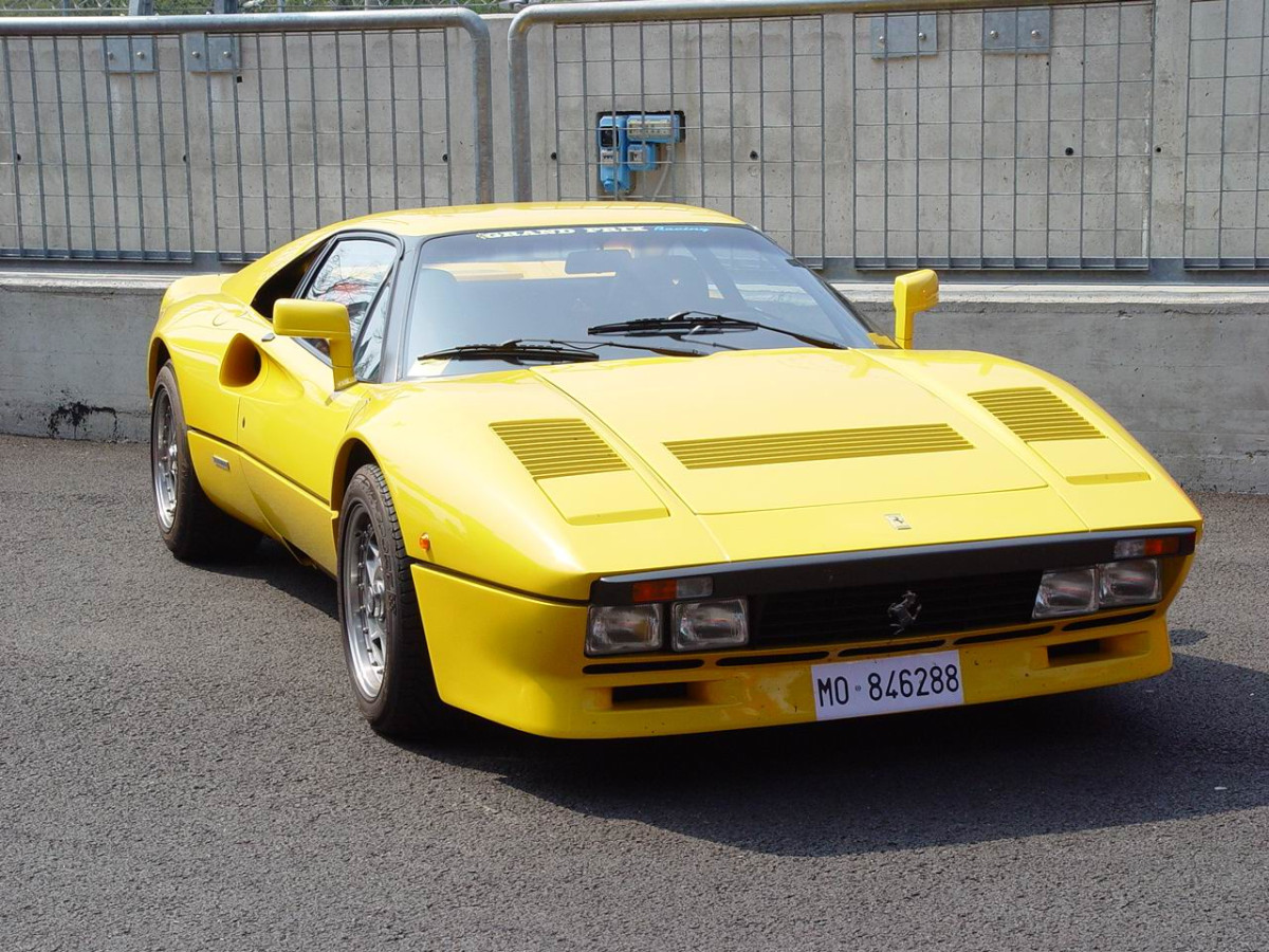 Ferrari 288 GTO фото 12098