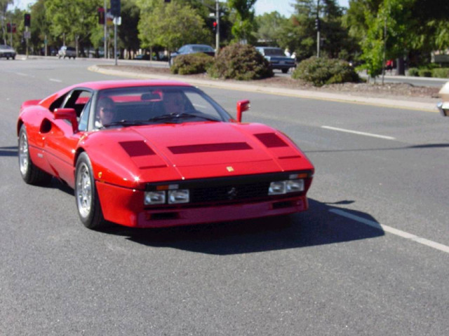 Ferrari 288 GTO фото