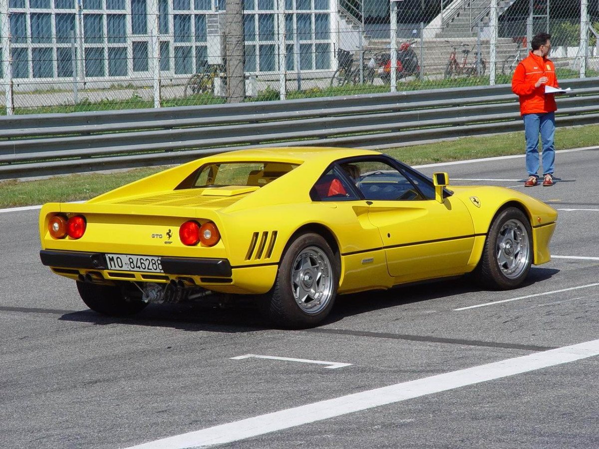 Ferrari 288 GTO фото 12104