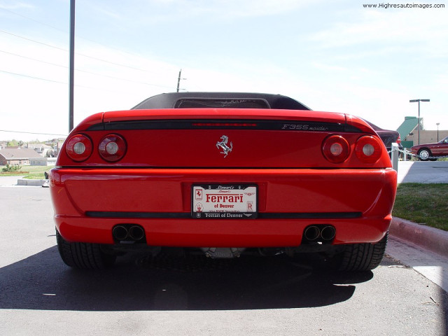 Ferrari 355 фото