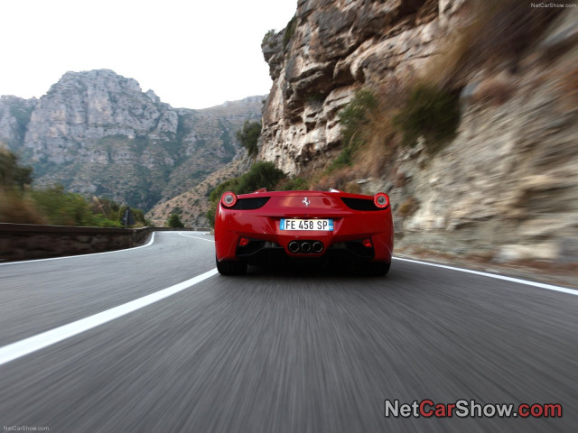 Ferrari 458 Spider фото