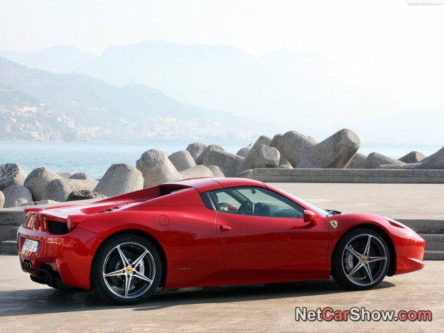 Ferrari 458 Spider фото