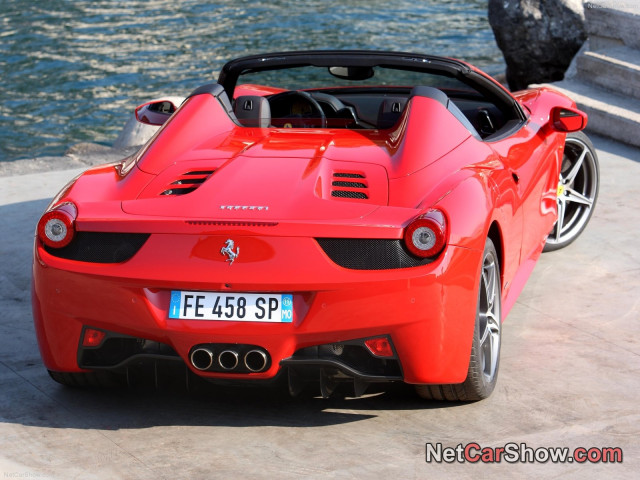 Ferrari 458 Spider фото