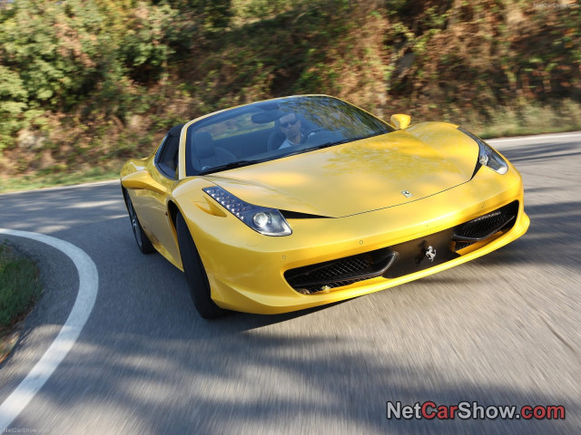 Ferrari 458 Spider фото