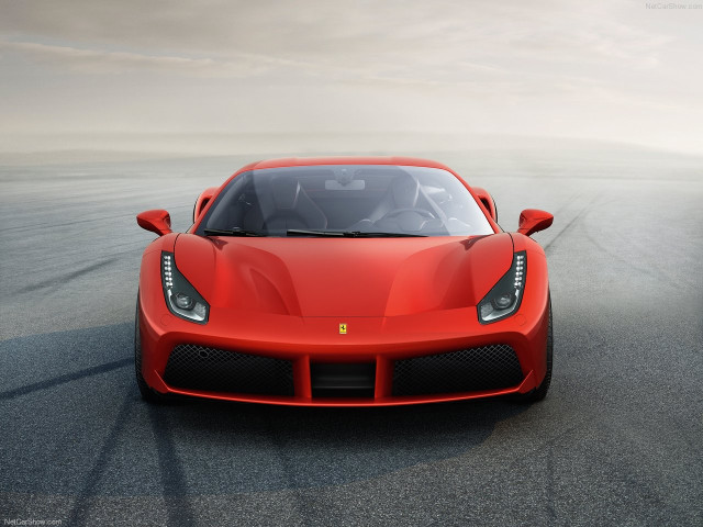 Ferrari 488 GTB фото