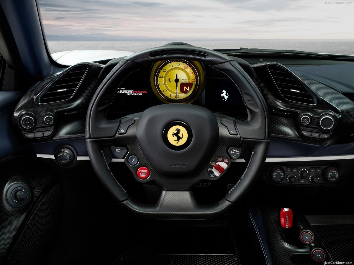 Ferrari 488 Pista Spider фото 197055