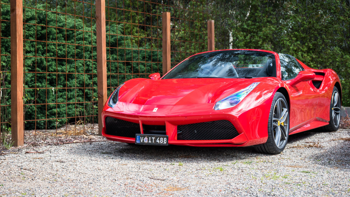 Ferrari 488 Spider  фото 175741