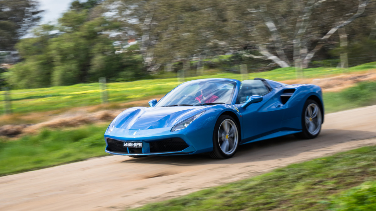 Ferrari 488 Spider  фото 175743