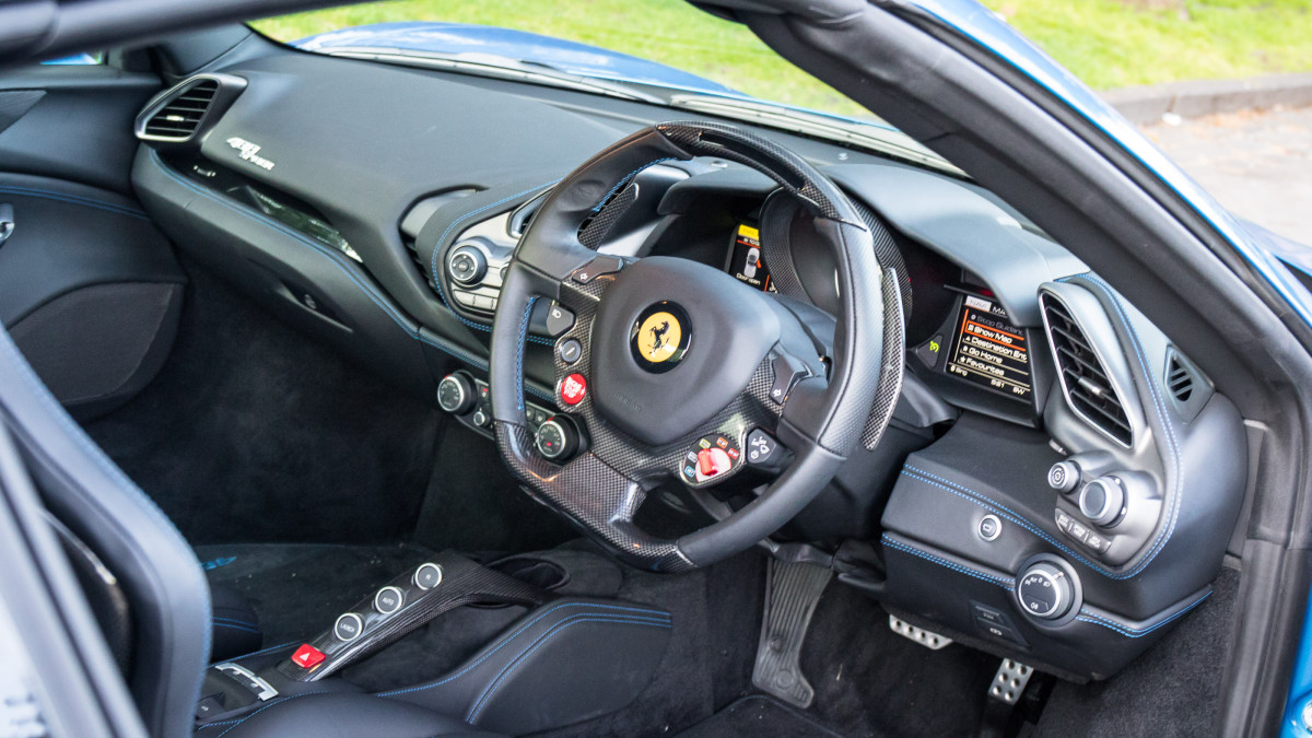 Ferrari 488 Spider  фото 175751