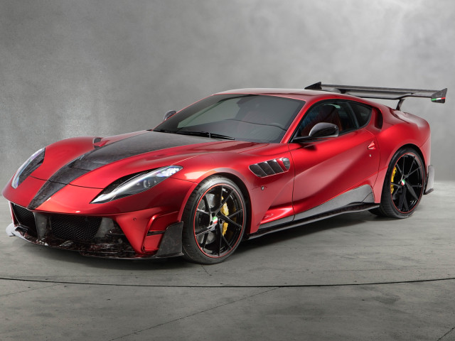 Ferrari 812 Superfast фото