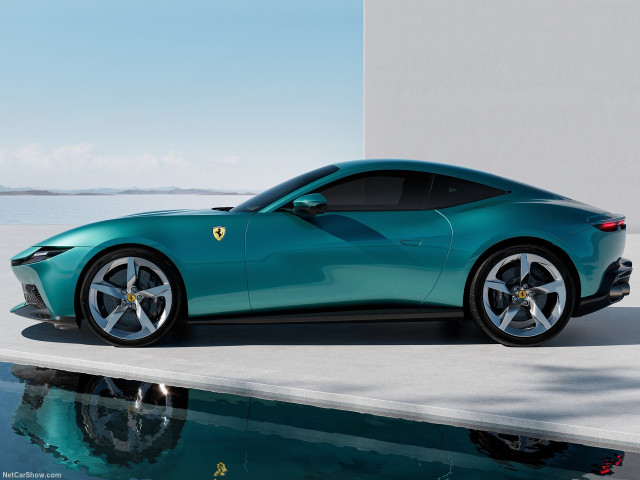 Ferrari Amalfi фото