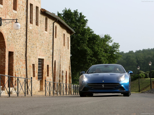 Ferrari California T фото