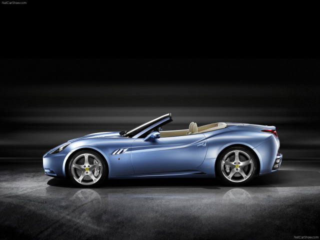 Ferrari California фото