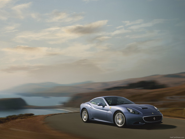 Ferrari California фото