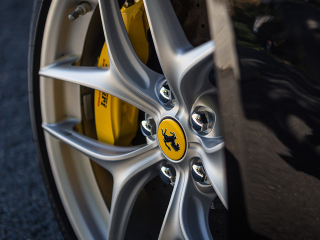 Ferrari F12 berlinetta фото