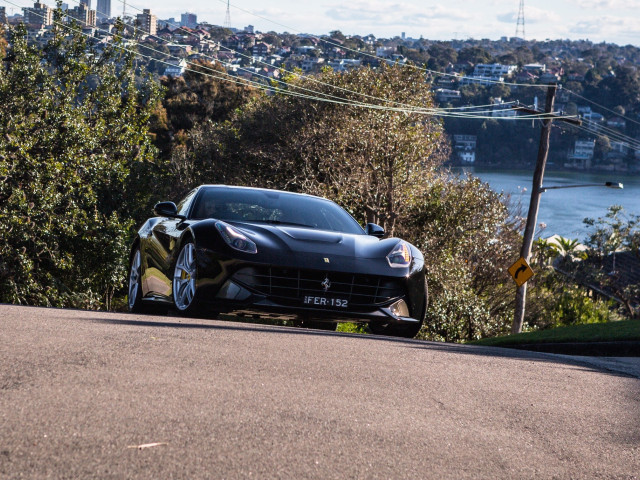 Ferrari F12 berlinetta фото