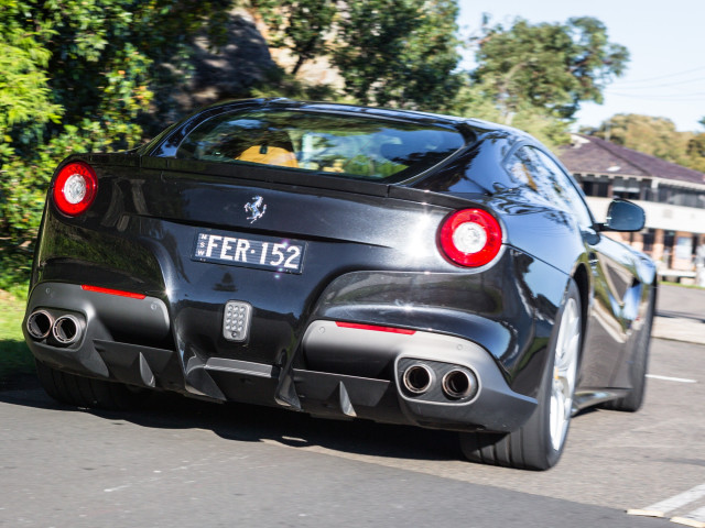 Ferrari F12 berlinetta фото