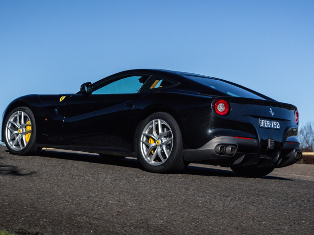 Ferrari F12 berlinetta фото