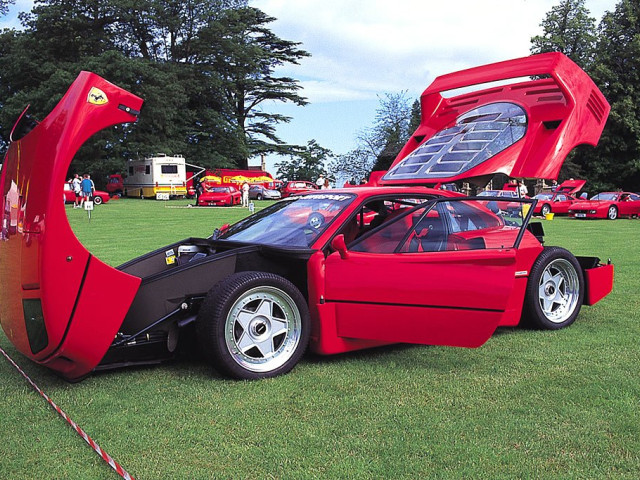 Ferrari F40 фото