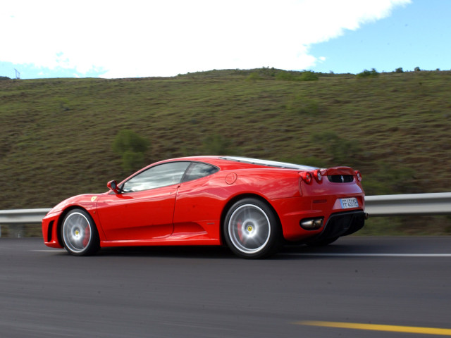 Ferrari F430 фото