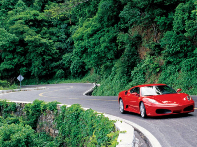 Ferrari F430 фото