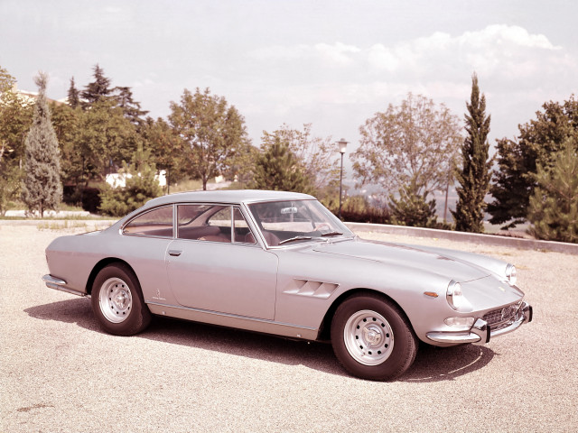 Ferrari Ferrari 330 gt 2+2 фото