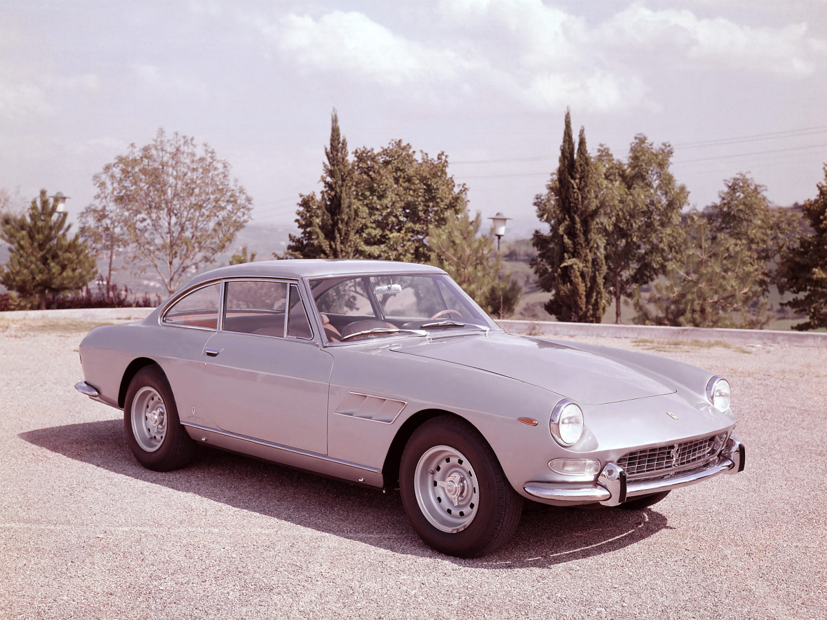 Ferrari Ferrari 330 gt 2+2 фото 97793