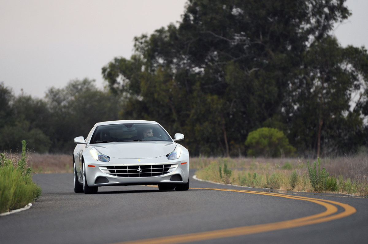 Ferrari FF фото 106052