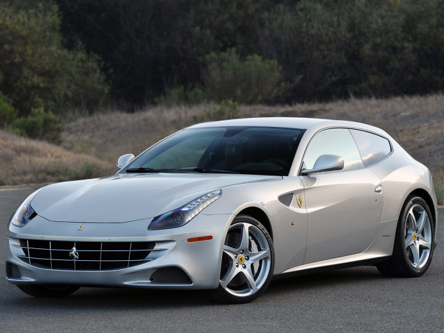 Ferrari FF фото