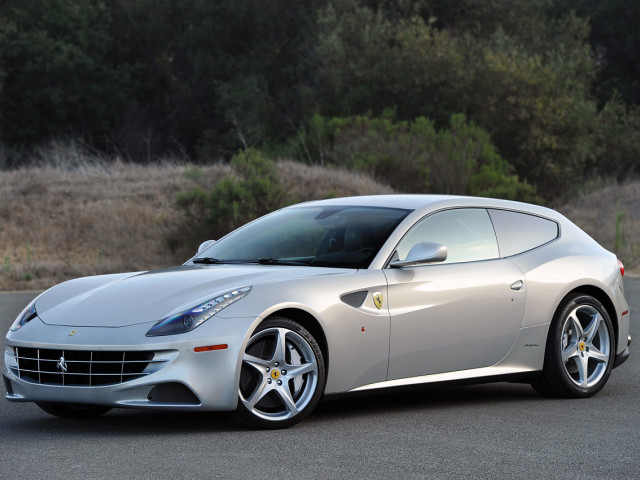 Ferrari FF фото