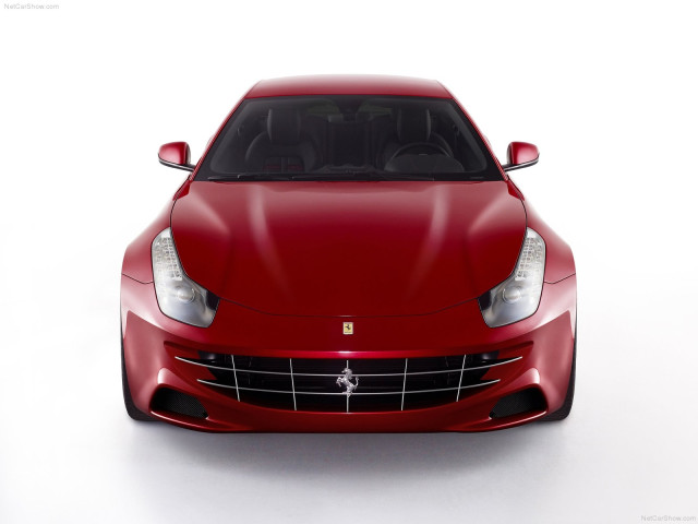 Ferrari FF фото