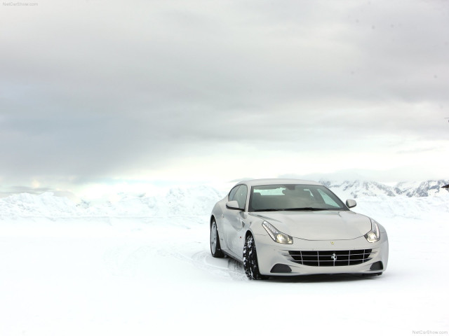 Ferrari FF фото