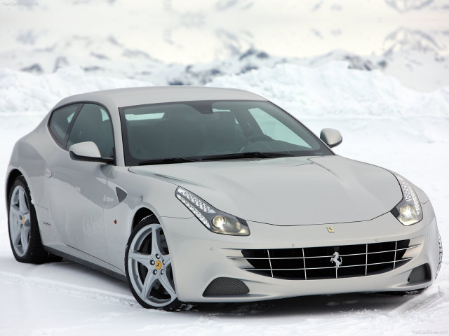 Ferrari FF фото