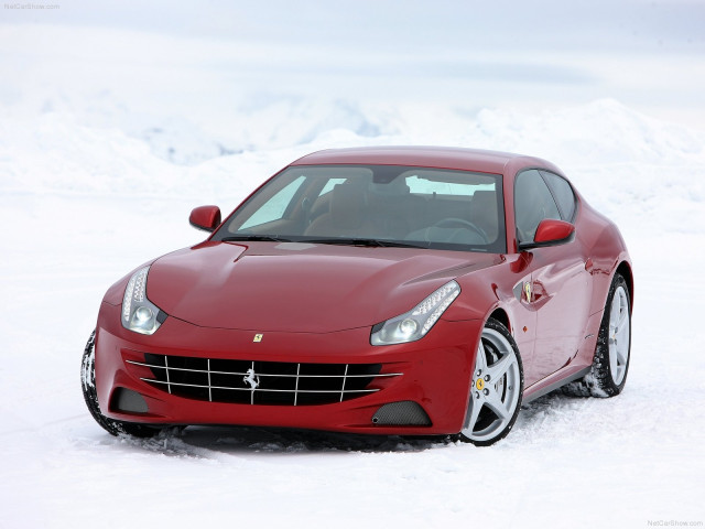 Ferrari FF фото