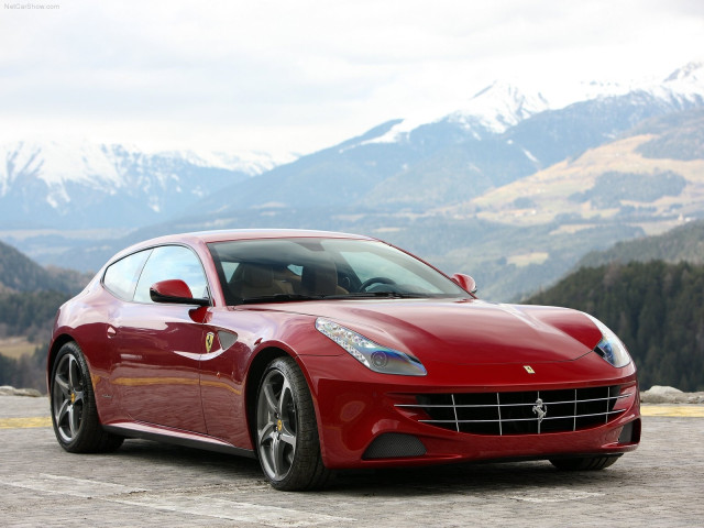 Ferrari FF фото