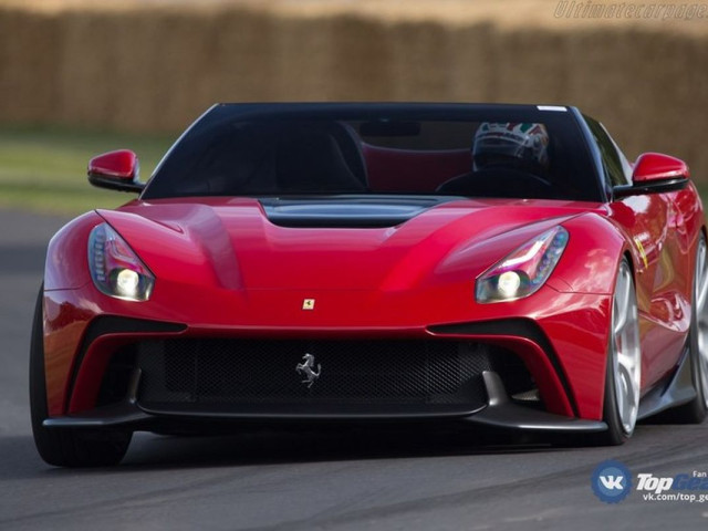 Ferrari F12 TRS фото