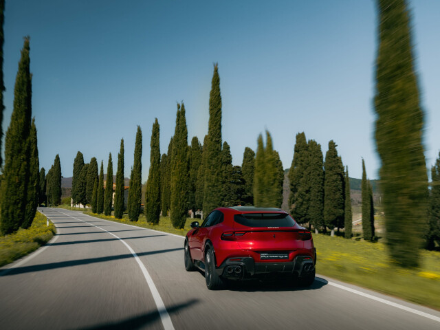 Ferrari Purosangue фото