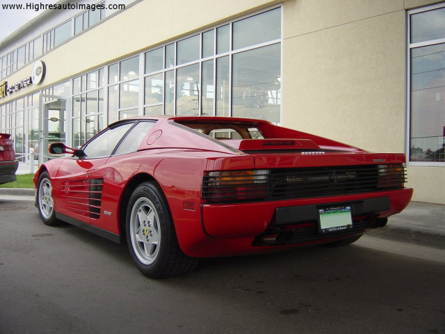 Ferrari Testarossa фото