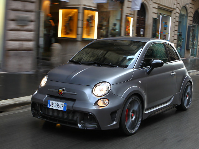 Fiat  Abarth 695 Biposto фото