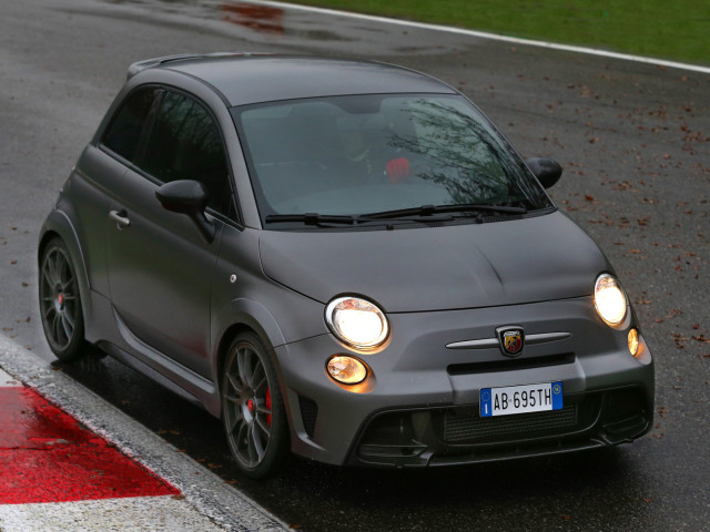 Fiat  Abarth 695 Biposto фото