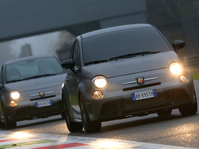 Fiat  Abarth 695 Biposto фото