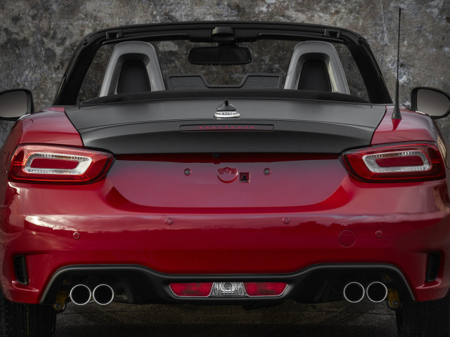 Fiat 124 Spider фото