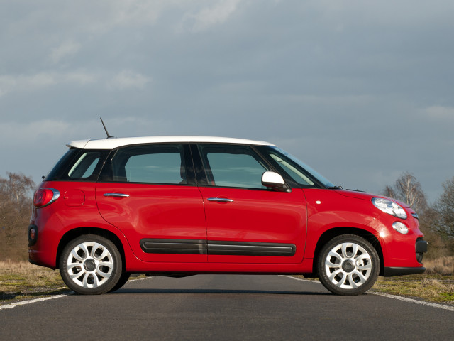 Fiat 500L фото