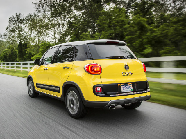 Fiat 500L фото