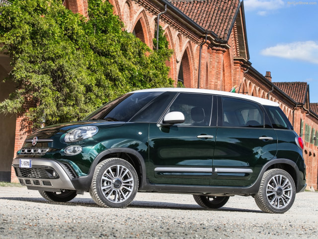 Fiat 500L фото