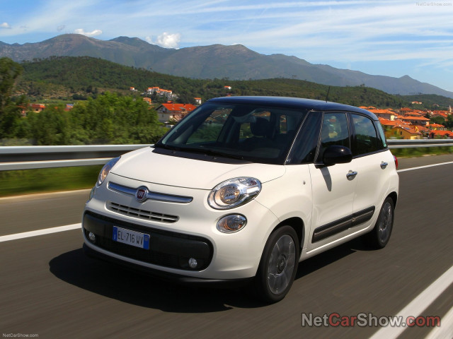 Fiat 500L фото