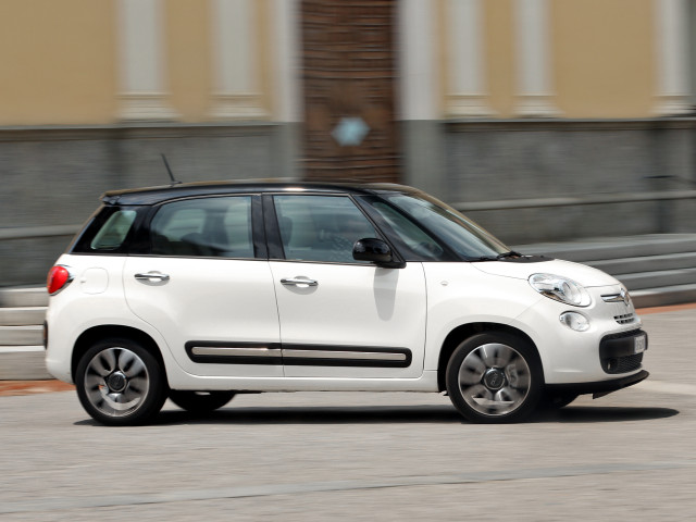 Fiat 500L фото